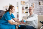 When to See a Specialist for Knee Pain | Valor Spine and Joints